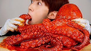 ASMR SPICY FIRE GIANT OCTOPUS 불닭 대왕 문어 먹방 MUKBANG SEAFOOD SQUID EATING SOUNDS Gurita Bạch tuộc 大王タコ [upl. by Adnoryt425]