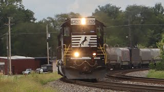 Fostoria Ohio Railfanning 81724 FT SD70MAC Flared solo on I018 [upl. by Yarw]