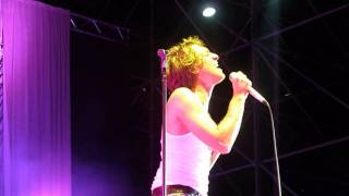 Paolo Nutini amp The Vipers LIVE quotAlloway Grovequot Milan Italy [upl. by Ylle]