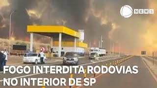 Fogo interdita rodovias no interior de São Paulo [upl. by Hahsia]