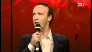 Roberto Benigni canta quotLe proprietà di Berlusconiquot da quotVieni via con mequot 8 novembre 2010 [upl. by Atterrol923]