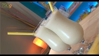 Recette de Milkshake à la banane  750g [upl. by Manfred]