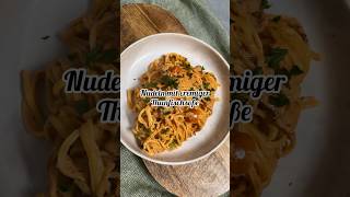 Nudeln mit cremiger Thunfischsoße pasta nudeln foodie thunfisch foodie tonbalığı makarna [upl. by Nazario321]