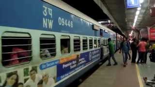 Bandra Express has arrived at Jaipur Station [upl. by Akinuahs277]