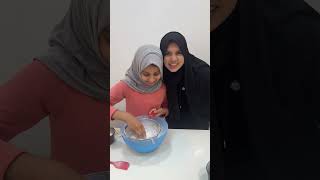 Baking with noor  noor fatima raad  cake icing  baking hacks [upl. by Davis575]