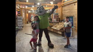 GREAT WOLF LODGE WEBSTER TEXAS EPISODE 1 [upl. by Nahsez689]