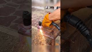 Builtin air pump plasma cutter [upl. by Adnamar]