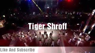 Tu Meri Song Tiger Shroff Dance Performance At Star Screen Award [upl. by Shaylah]