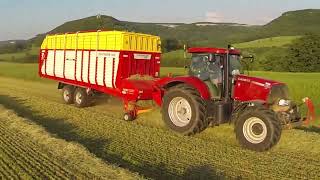 Pöttinger Faro 10010 loader and Case IH Puma CVX 160 at sunset [upl. by Meek796]