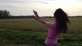 Shooting the Ruger Super Redhawk Alaskan 44 mag [upl. by Lsiel421]