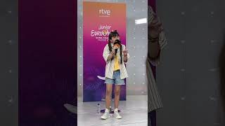 Así es Chloe de la Rosa representante de España en Eurovisión Junior 2024 [upl. by Petunia]