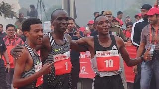 Le kényan Kipchoge remporte le sémimarathon de Delhi en Inde [upl. by Suired]