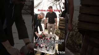 Prière de la bière bière prière viralshort boissons [upl. by Meingolda]