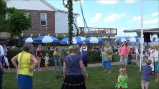 Traditional Swedish Midsummer Ring Dances around the Majstang at Sweden Day 2013 with SmorgasBandet [upl. by Annaitat711]