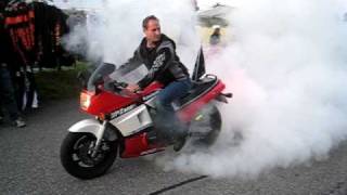 Kawasaki GPZ 600R Burnout [upl. by Adyela]