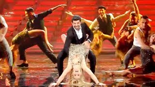 SANREMO 2018 BALLO DESPACITO BAGLIONI FAVINO MICHELLE HUNZIKER [upl. by Aelahs134]