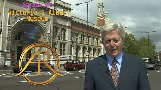 Antiques Roadshow UK 23x01 Victoria amp Albert Museum  October 1 2000 [upl. by Chris453]