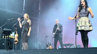 Intro and quotOnly when I Sleepquot by The Corrs at Forest Live  Westonbirt Arboretum on 6th July 2024 [upl. by Cirdor]