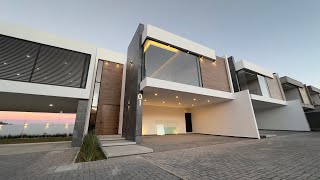 M406 Modernas amplias y nuevas casas en Venta en Metepec Estado de México [upl. by Shanna149]