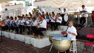 Nereidas «Danzón» con la Banda quotSanta Ceciliaquot de Teotitlàn del Valle Oaxaca México Abel Jimenez [upl. by Peih424]