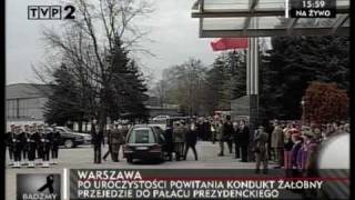 4  CEREMONIA POWITANIA NA OKECIU TRUMNY Z CIALEM PREZYDENTA LECHA KACZYNSKIEGOdivx [upl. by Adyahs]