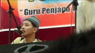 Puisi Dan Lagu SMK Ismail Petra [upl. by Suirtemid335]