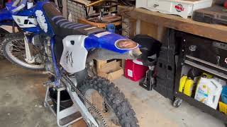 Starting the YZ400f for a Thanksgiving Warm Up [upl. by Niels219]