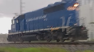 FEC 422 passing North MiamiIdiot on tracks [upl. by Neimad]