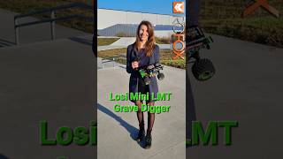 Losi Mini LMT im Skatepark losi Mini lmt skatepark rcfox rcgirl brushless [upl. by Laved375]