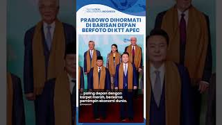 Jadi Tanda Kehormatan Presiden Prabowo Ada di Barisan Paling Depan saat Sesi Family Photo KTT APEC [upl. by Durer]