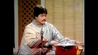 Dholna Dil Chota Na Kar live HD song by Attaullah Khan Esakhelvi [upl. by Dodwell]