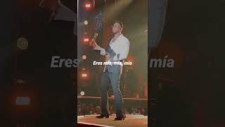 Eres mía Romeo Santos estado para WhatsApp [upl. by Ayrad45]