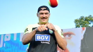 OLEKSANDR USYK TRENING MEDIALNY PRZED WALKĄ DUBOIS [upl. by Monaco911]