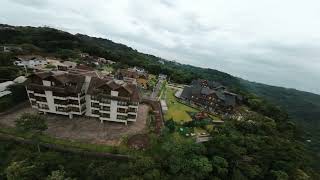 Hotel Château Laghetto Gramado [upl. by Westleigh213]