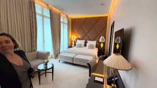 Paris 🇫🇷 Hôtel Fouquets Paris  Junior Suite Prestige ChampsElysées  salle 207  visite [upl. by Alleras]