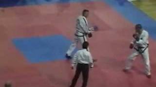 WORLD TAEKWONDO CHAMPIONSHIP ITF ARGENTINA 2009 SENIOR MALE SPARRING HEAVY 80 KG [upl. by Ollie]