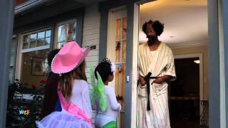 Marlon Wayans Halloween Grinch Comedy Spoof [upl. by Neirb844]