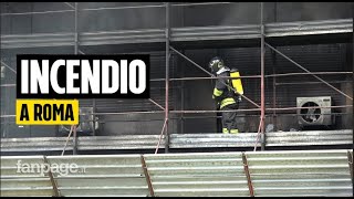 Incendio a Roma il racconto di una residente quotHo pianto per unora poi sono venuti a salvarmiquot [upl. by Chui]