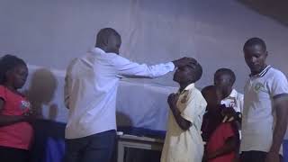 Nabweru P6 Students receiving deliverance [upl. by Tedda50]