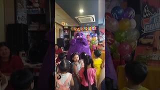 Grimace Mcdo Apt Mcdo dancing clown dancing grimace [upl. by Aneehs]