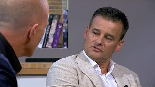 Wilfred Genee vs Maxim Hartman quotIk nodig je nooit meer uitquot  VI ORANJE BLIJFT THUIS [upl. by Drusy]