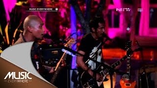 Slank  Kirim Aku Bunga Live at Music Everywhere [upl. by Nrehtac]