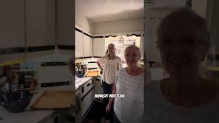 TheEnglishman’s Parents Discover the HEB Ice Cream [upl. by Brandon]