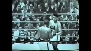 Muhammad Ali vs Sonny Liston 1st fight  Мохаммед Али  Сонни Листон 1й бой [upl. by Nosahc]