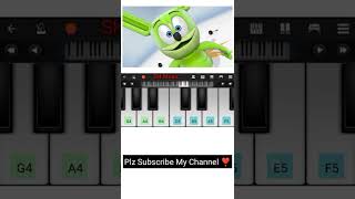 The Gummy Bear Song  Easy Piano Tune  shorts [upl. by Corri]