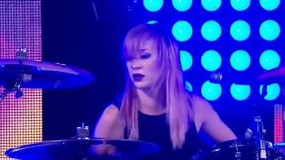 Skillet  Feel Invincible Live [upl. by Saltzman]