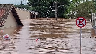 ENCHENTE  SÁBADO DE CAOS E EVACUAÇÃO NO RIO GRANDE DO SUL 4K [upl. by Voorhis]