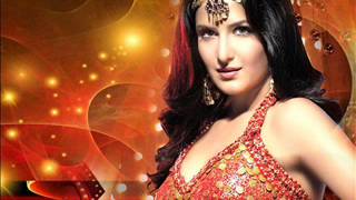 MusiQue Katrina Kaif Sheila Ki Jawaani [upl. by Sucramraj196]