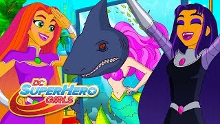 Frosts Bite  Episode 224  DC Super Hero Girls [upl. by Celeski]