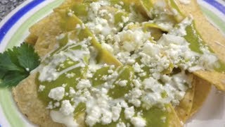 CHILAQUILES VERDES  Vicky Receta Facil [upl. by Sine492]